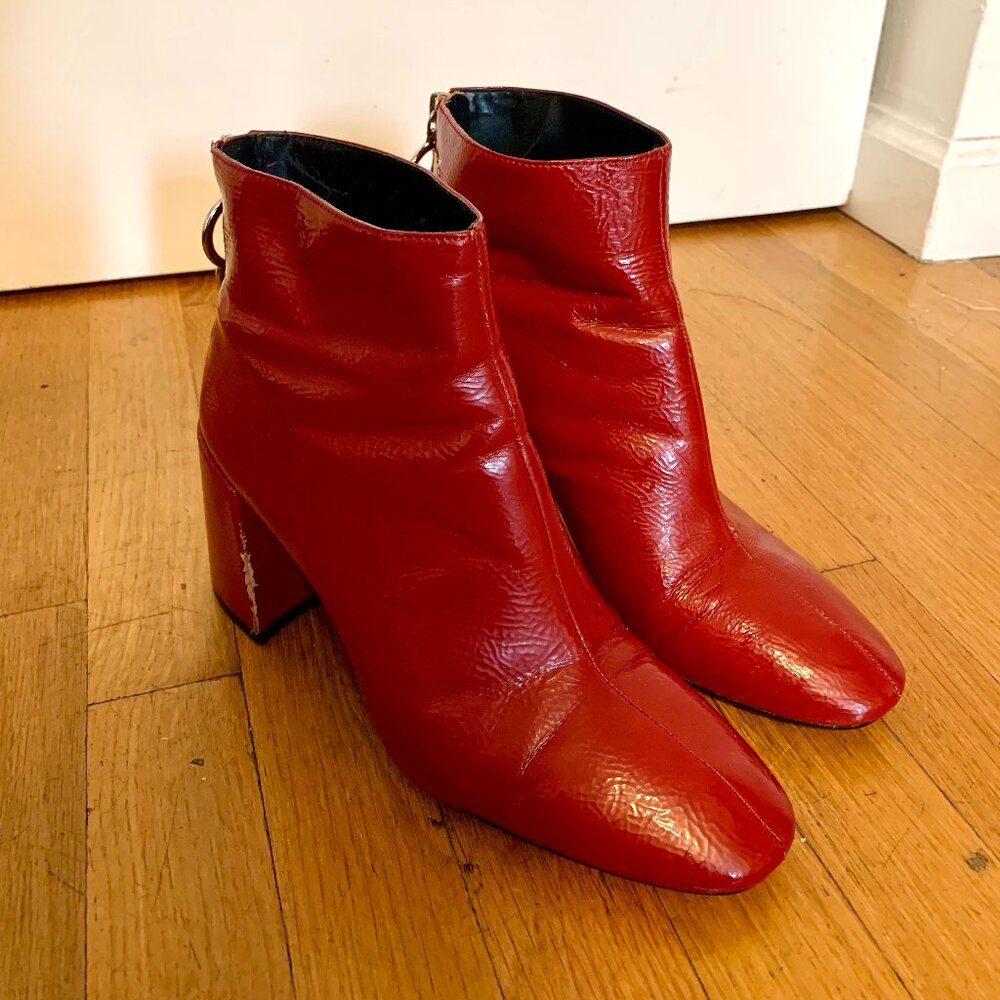 Zara British Design Mid Heel Ankle Booties Cherry Red Patent Look size 41 US 10